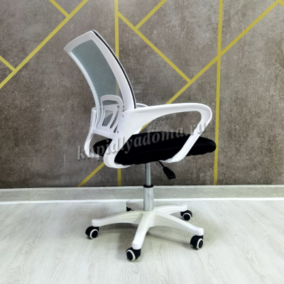 Кресло офисное BM-520P (Серый/Черный/Белый каркас)